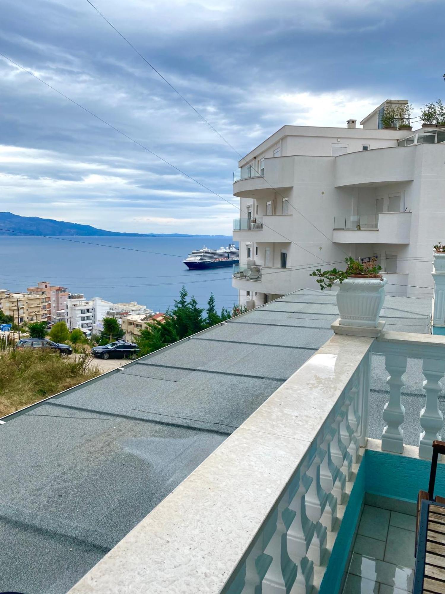 Hotel Abedini Sarandë Esterno foto